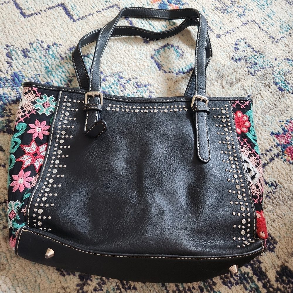 Elegant Black and Floral Embroidered Shoulder Bag